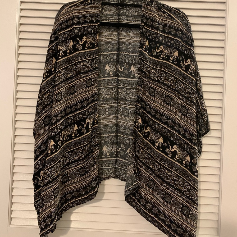 Kimono - Picture 2 of 5